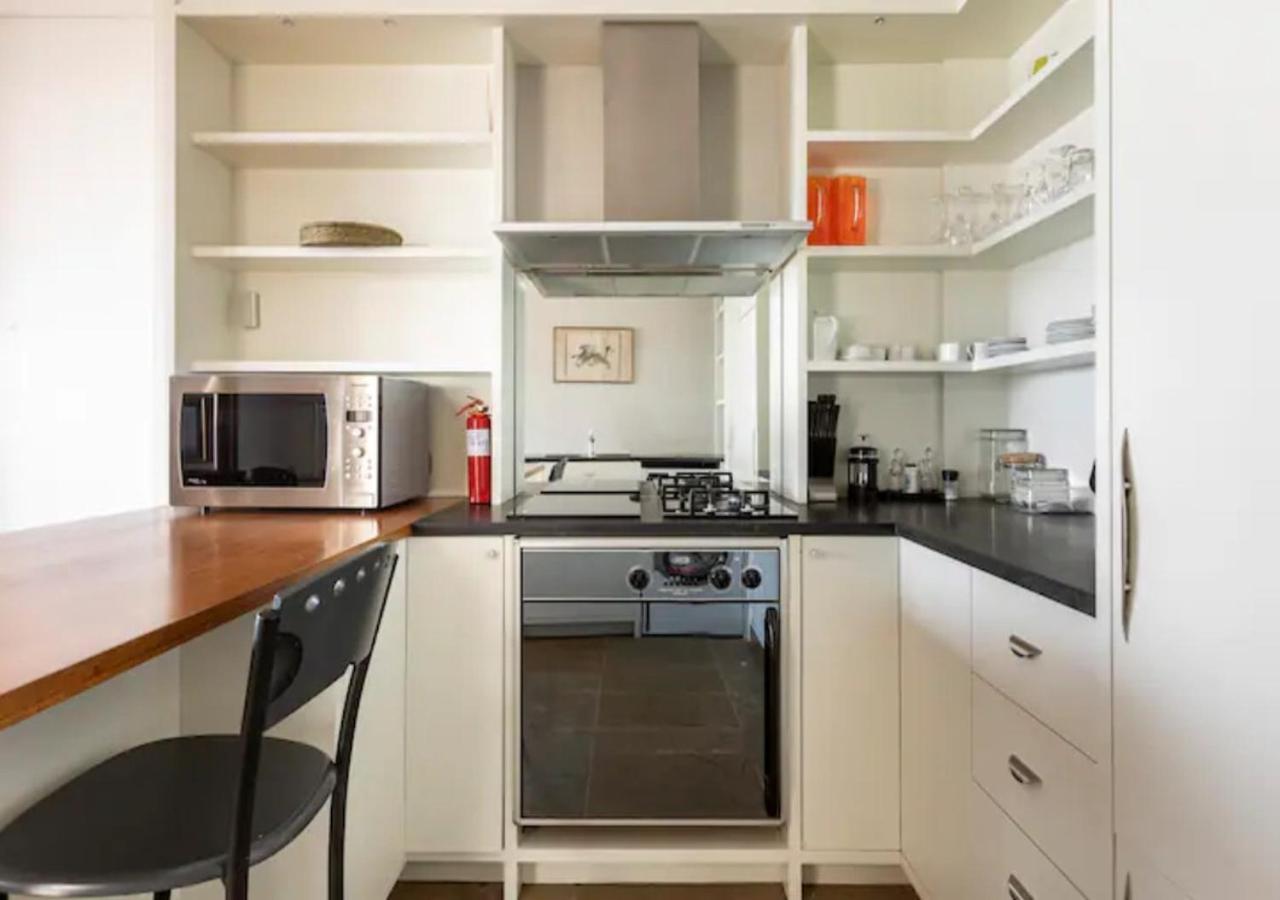 Seaview Apartment In Muizenberg Eksteriør billede