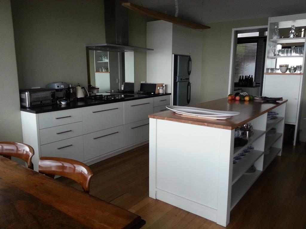 Seaview Apartment In Muizenberg Eksteriør billede