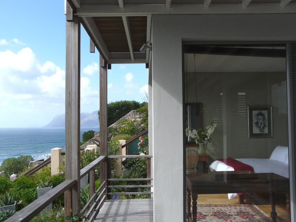 Seaview Apartment In Muizenberg Eksteriør billede